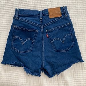 Levi’s ribcage button fly shorts